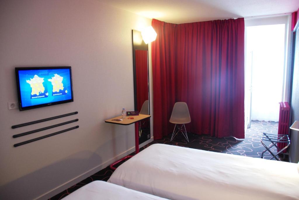 Hotel Ibis Styles Roanne Centre Gare Habitación foto