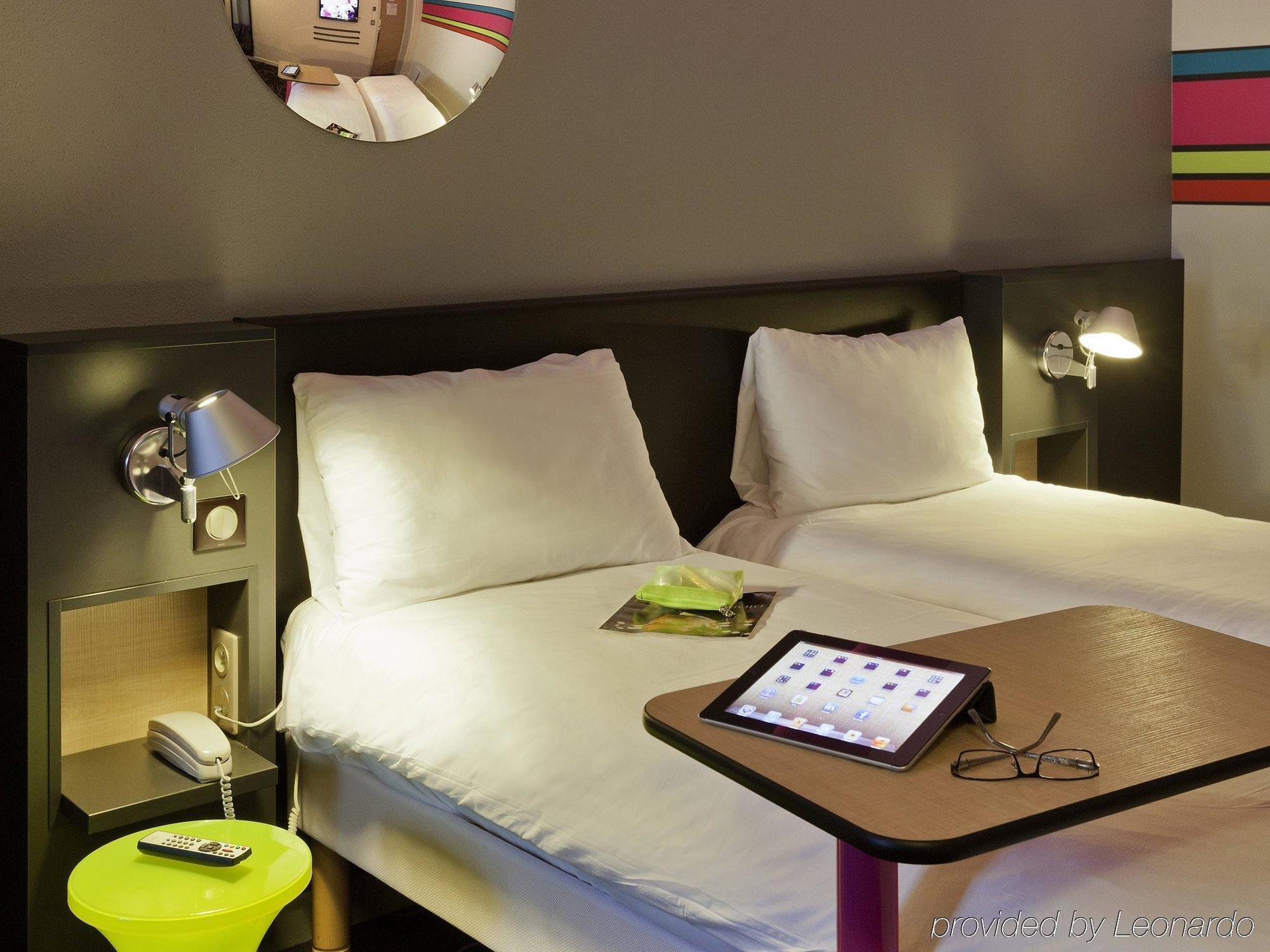 Hotel Ibis Styles Roanne Centre Gare Exterior foto